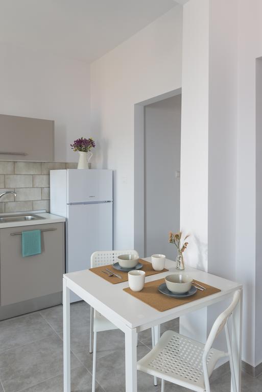 Avli Apartments Pyrgadikia Ngoại thất bức ảnh